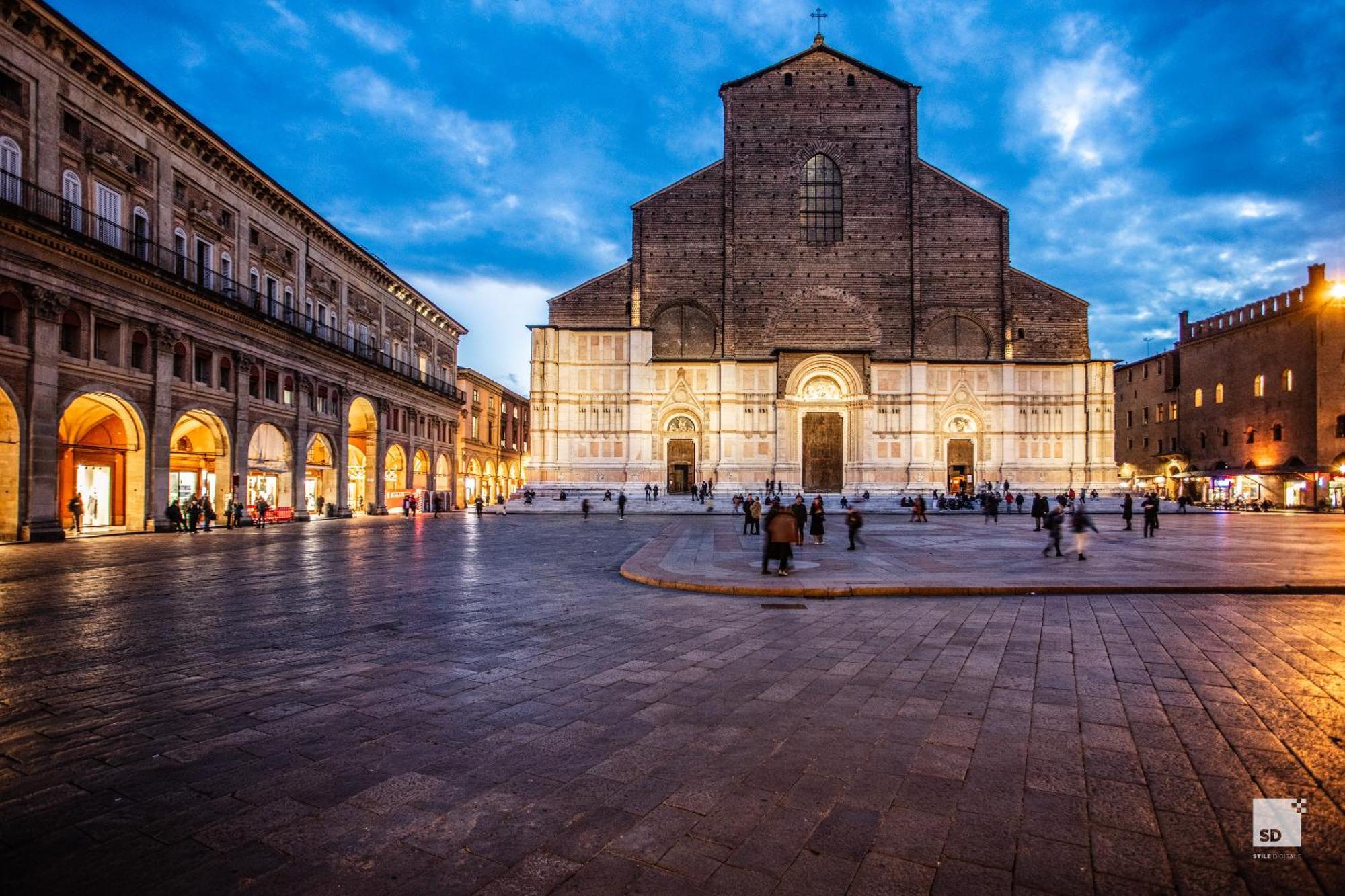 Urbanicooh Paracelso - Piazza Maggiore View Bolonha Exterior foto
